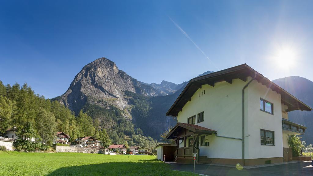Biancas Ferienwohnung Im Haus Roswitha Tumpen エクステリア 写真