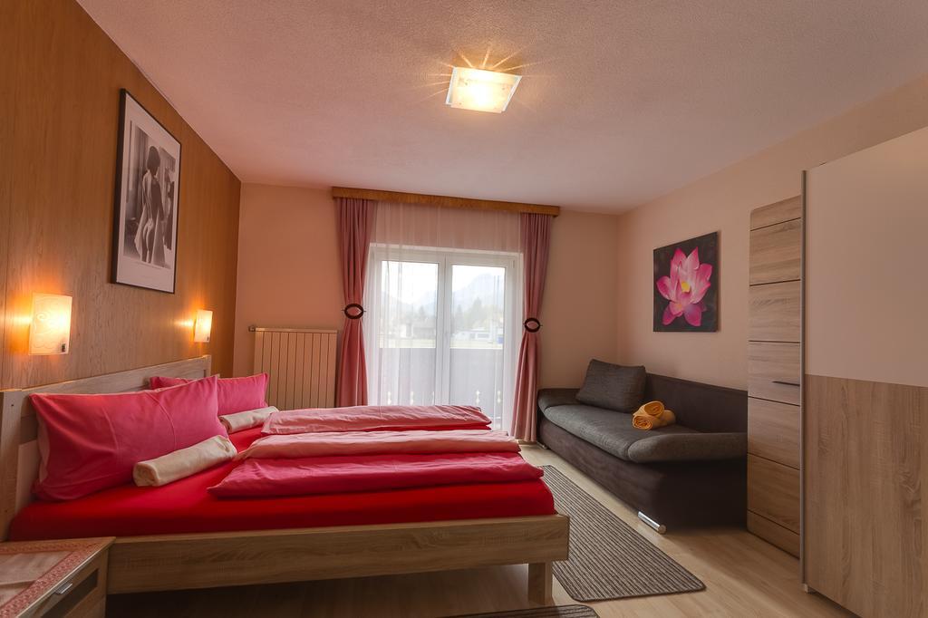 Biancas Ferienwohnung Im Haus Roswitha Tumpen エクステリア 写真