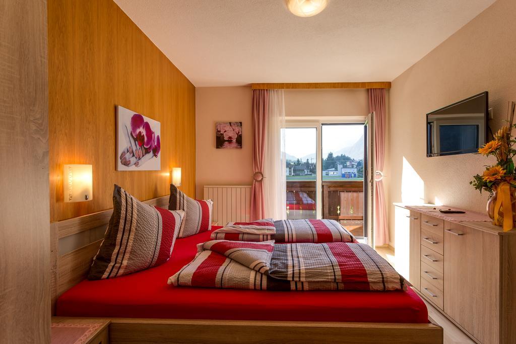 Biancas Ferienwohnung Im Haus Roswitha Tumpen エクステリア 写真